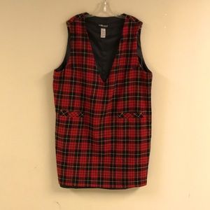 Beautiful SAG HARBOR V Neck Red Tartan Plaid Wool Jumper — Size 22